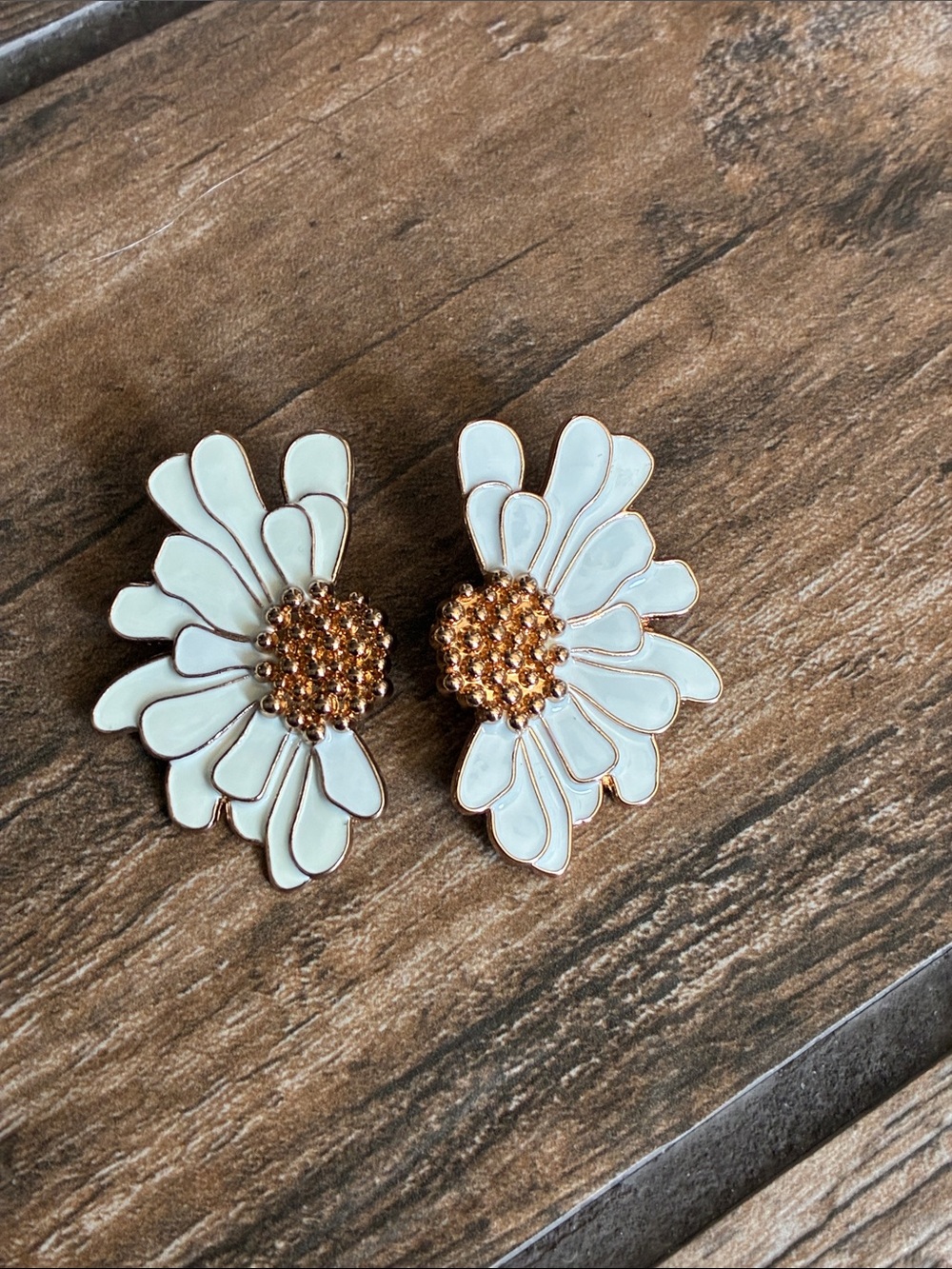 White Enamel Daisy Stud Earrings with Gold Center